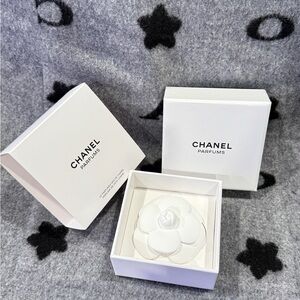 Chanel Ceramic White Camellia Fragrance Diffuser